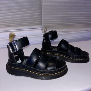 Dr. Martens Sandals size us 5 great condition!